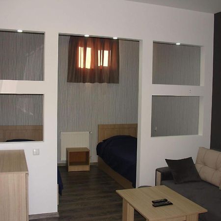Apartment G&G Tbilisi Esterno foto